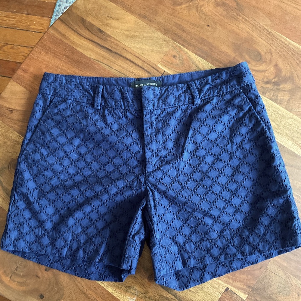 Banana Republic Dark Blue women shorts size 4P
